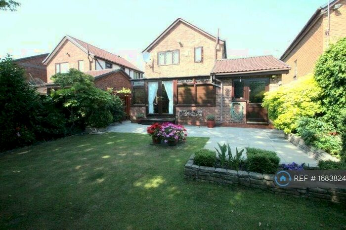 3 Bedroom Terraced House To Rent In Dorchester Drive, Manchester, M23