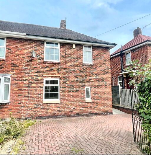 3 Bedroom Semi-Detached House To Rent In Morgan Avenue, Sheffield, S5