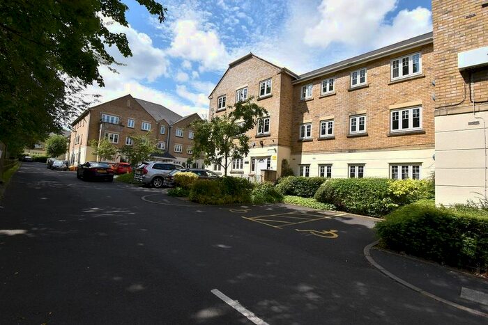 2 Bedroom Flat To Rent In Pershore Road, Selly Park, Birmingham, B29