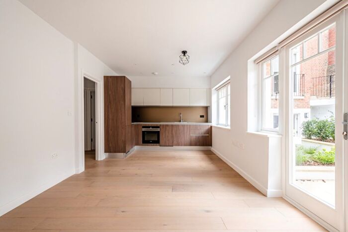 2 Bedroom Flat To Rent In Turret House, Compayne Gardens, NW6