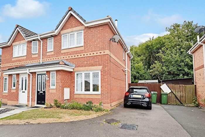 3 Bedroom Semi-Detached House To Rent In Redtail Close, Runcorn, WA7