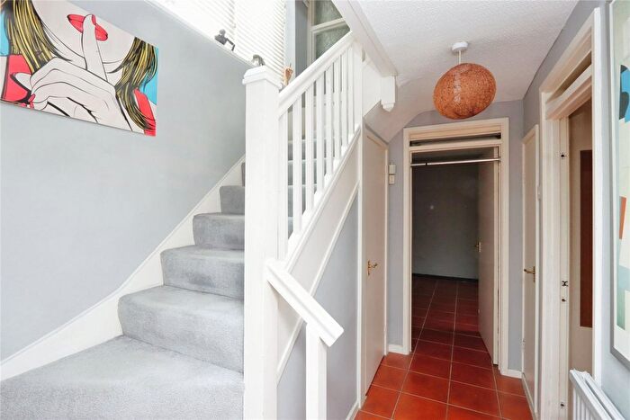 3 Bedroom End Of Terrace House For Sale In Leighton Place, Sheffield, South Yorkshire, S14