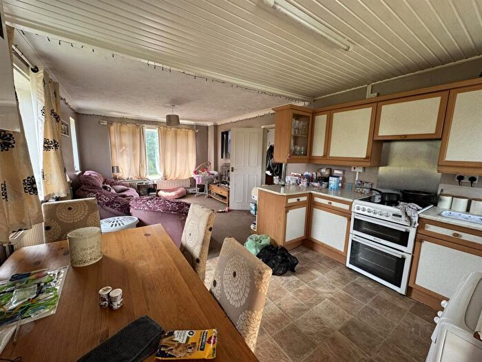 2 Bedroom Detached Bungalow For Sale In Drove Road, Whaplode Drove, Spalding, PE12