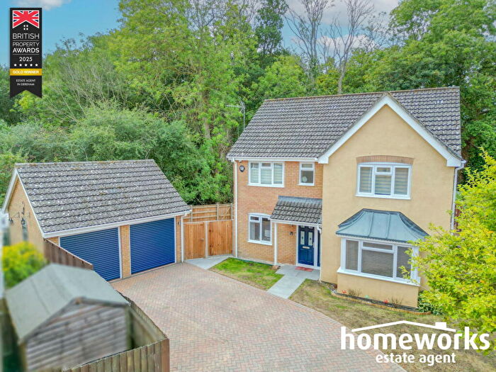 4 Bedroom Detached House For Sale In Byron Avenue, Dereham, NR19