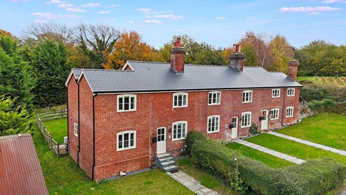 3 Bedroom Cottage To Rent In Shingle Barn Lane, West Farleigh, ME15