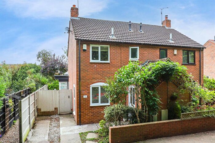 3 Bedroom Cottage For Sale In New Road, Oxton, Southwell, Nottinghamshire, NG25