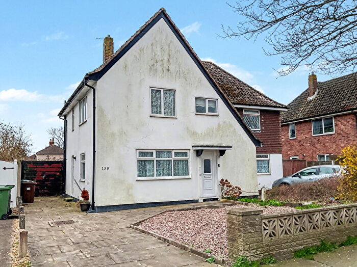 3 Bedroom Semi Detached House For Sale In Fylde Road, Marshside, Southport, PR9