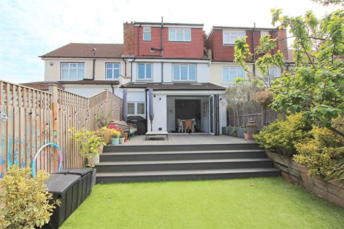 4 Bedroom Property To Rent In Gordon Road, Carshalton, SM5