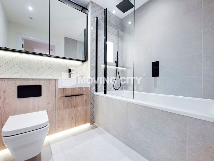 1 Bedroom Flat For Sale In Greenleaf Walk, Watson House, UB1