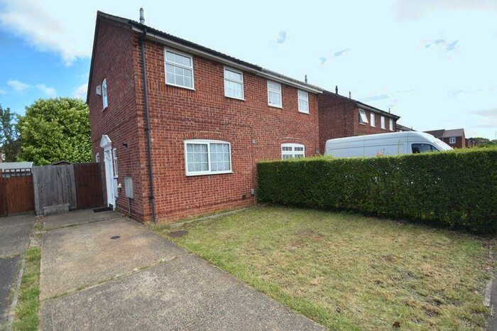 2 Bedroom Semi-Detached House To Rent In Peregrine Road, Luton, LU4
