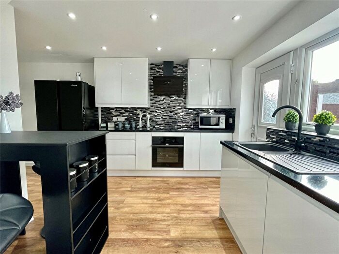 3 Bedroom Terraced House For Sale In Heathfield Drive, Ribbleton, Preston, Lancashire, PR2