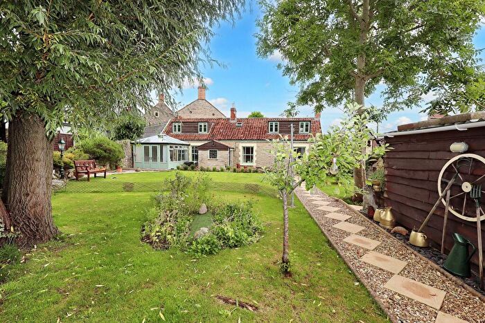 3 Bedroom Cottage For Sale In Lower Westholme, Pilton, BA4