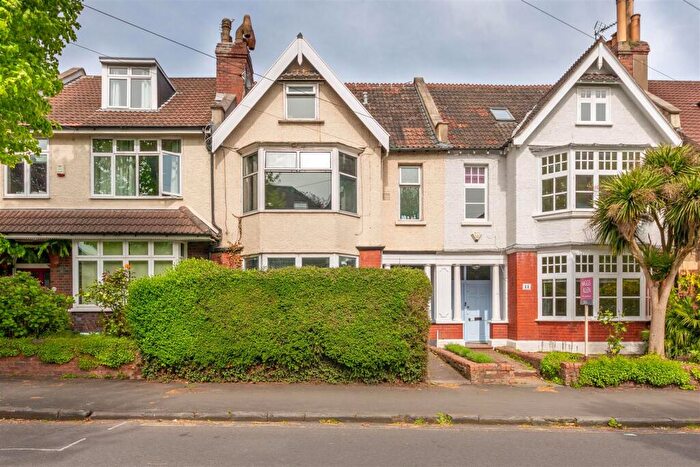 3 Bedroom Maisonette For Sale In Cranbrook Road | Redland, BS6