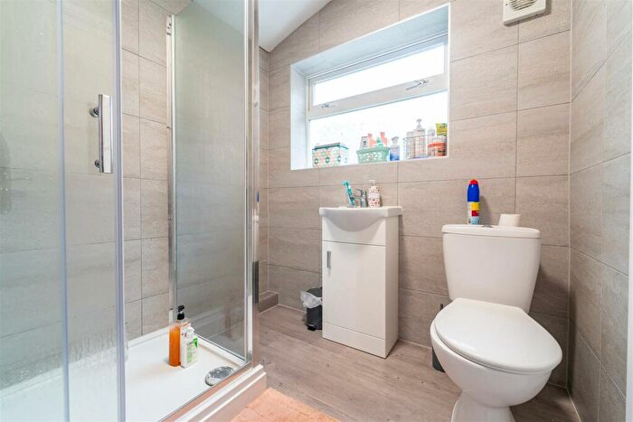4 Bedroom House To Rent In Heeley Road, Selly Oak, B29