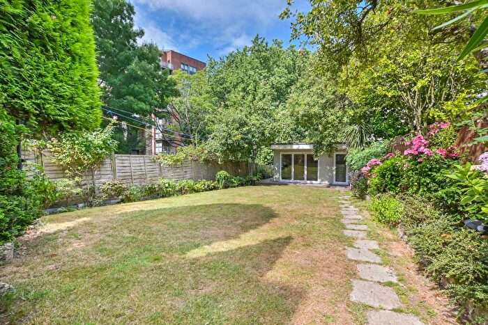 5 Bedroom Semi-Detached House For Sale In Peter Avenue, Willesden Green, London, NW10