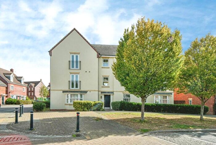 2 Bedroom Flat To Rent In Mazurek Way, Swindon, Wiltshire, SN25