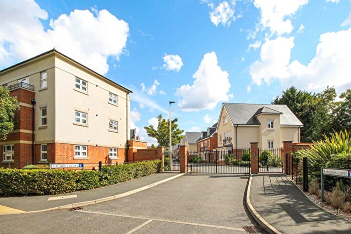 1 Bedroom Apartment For Sale In Joseph Court, Wokingham, RG41