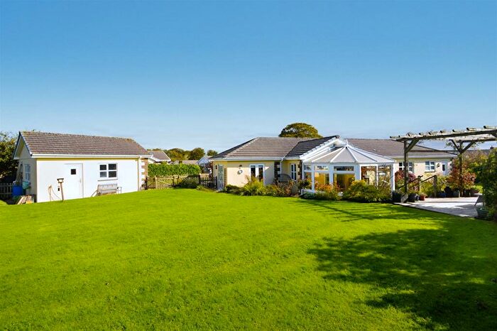 4 Bedroom Detached Bungalow For Sale In The Pastures, Bratton Clovelly, Devon, EX20