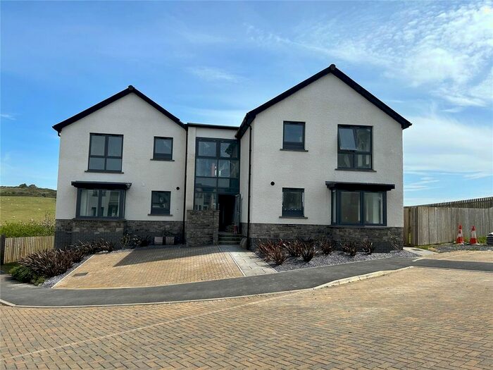 1 Bedroom Flat For Sale In Sand Banks, Broad Haven, Haverfordwest, SA62