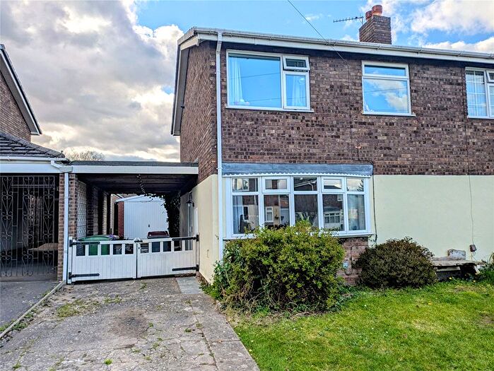 3 Bedroom Semi-Detached House For Sale In Appledore Gardens, Wellington, Telford, Shropshire, TF1