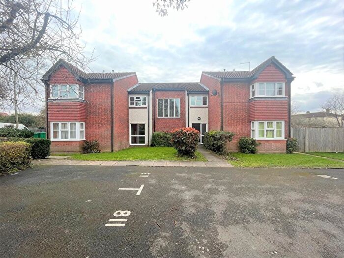 Studio To Rent In Clarkes Drive, Uxbridge, Middlesex, UB8