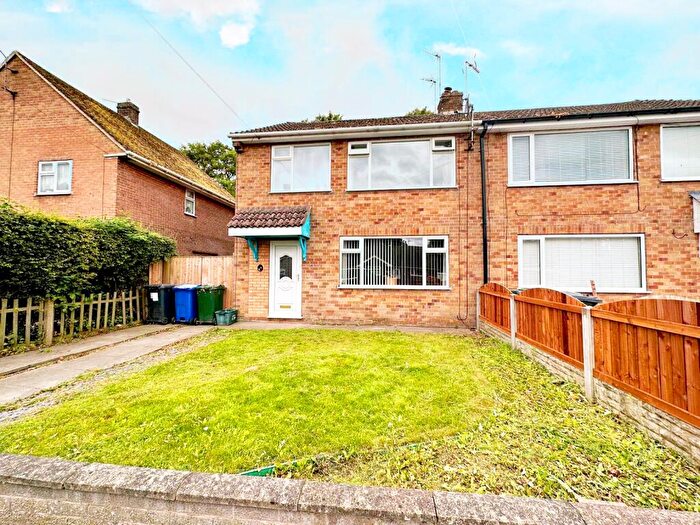 3 Bedroom House To Rent In Inglenook Drive, Thorne, Doncaster, DN8