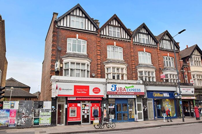 Studio To Rent In Uxbridge Road, Shepherds Bush, London, W12