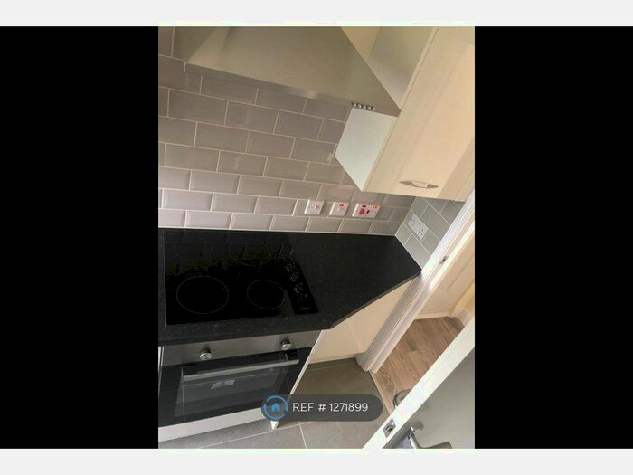 2 Bedroom Flat To Rent In Floor, Edgware HA8