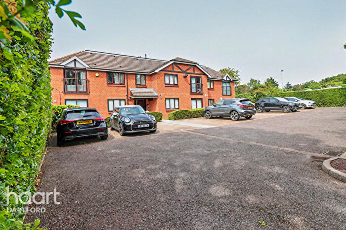 1 Bedroom Apartment To Rent In Brantwood Way, Orpington, BR5