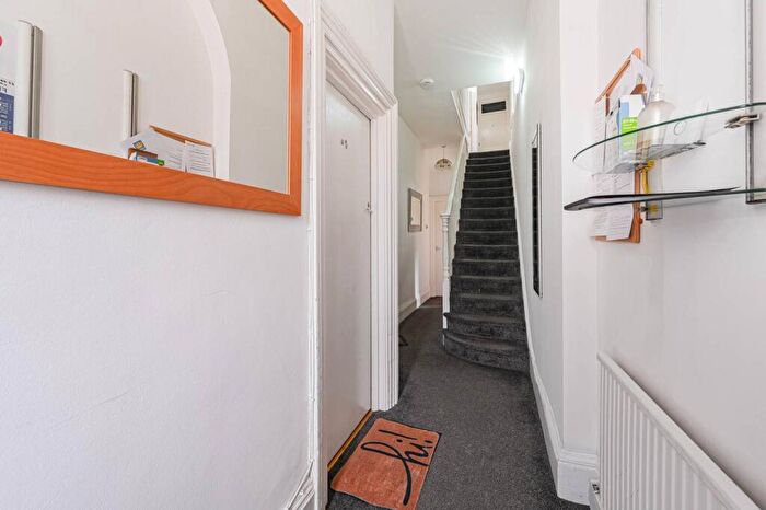 8 Bedroom Semi Detached House For Sale In George Lane, Lewisham, London, SE13