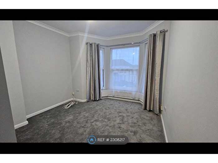 2 Bedroom Flat To Rent In Argyle Road, Ilford, IG1