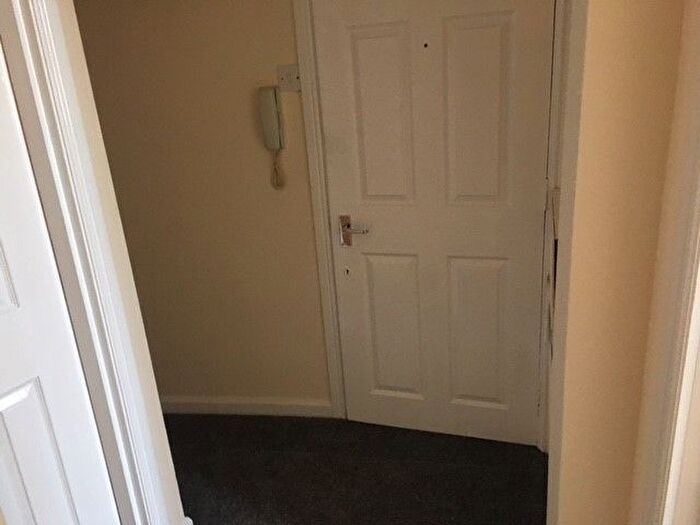 1 Bedroom Flat To Rent In Flat, Gladstone Terrace, Bridlington, YO15