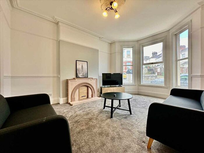 5 Bedroom House To Rent In Hillside Avenue, Plymouth, PL4