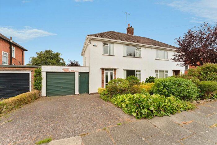 3 Bedroom Semi Detached House For Sale In Windermere Road, Noctorum, Prenton, CH43