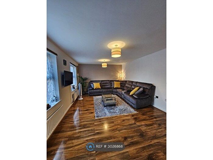 2 Bedroom Flat To Rent In Ilford, Ilford, IG1