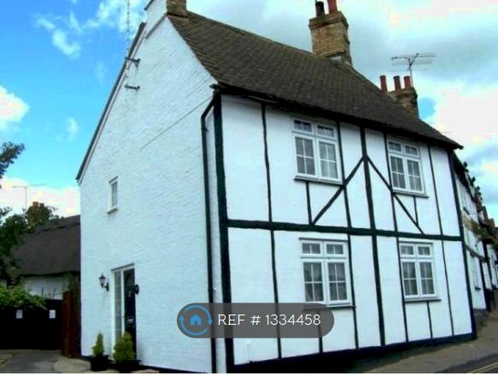 2 Bedroom Semi-Detached House To Rent In Sundon Road, Harlington, Dunstable, LU5