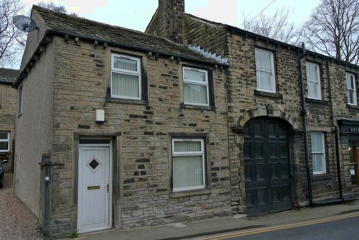 1 Bedroom Cottage To Rent In Westgate, Almondbury, Huddersfield, HD5