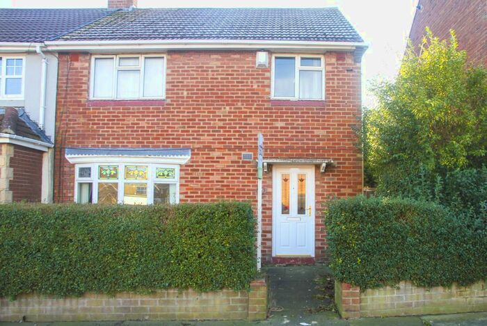 3 Bedroom Semi-Detached House To Rent In Gardiner Road, Hastings Hill, Doxford Park, SR4