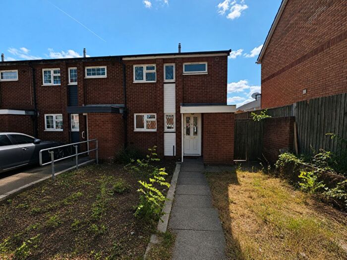 3 Bedroom End Of Terrace House For Sale In Asquith Drive, Tividale, Oldbury, B69