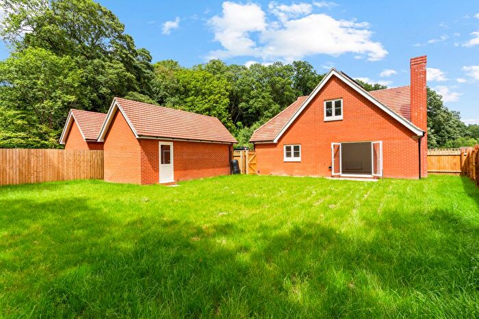 3 Bedroom Detached House For Sale In Wormley Lane, Hambledon, GU8