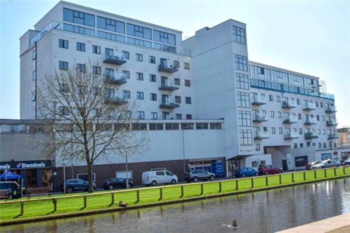 1 Bedroom Apartment To Rent In % Off Of The First Months Rent If You Can Move In By The St March, HP1