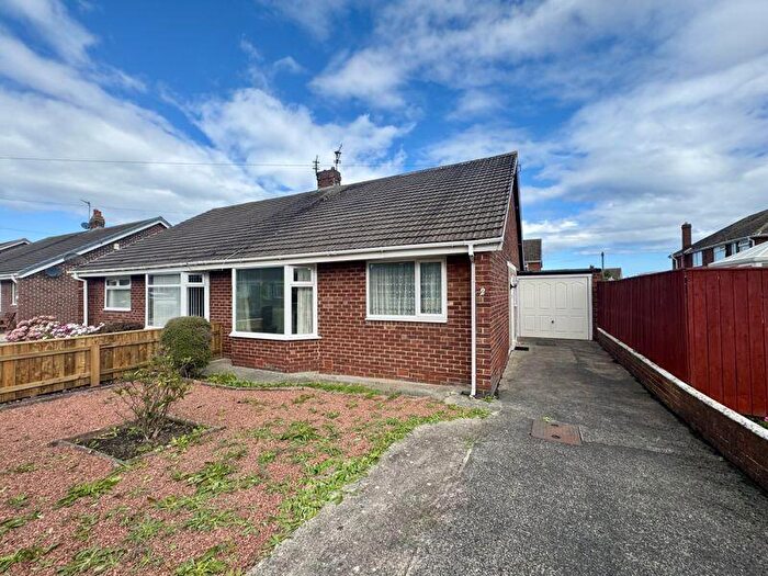2 Bedroom Bungalow For Sale In Dereham Close, Seaton Sluice, NE26