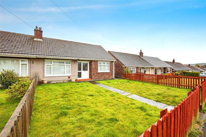 2 Bedroom Bungalow For Sale In Maesglas, Cardigan, Ceredigion, SA43