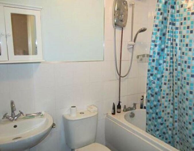 1 Bedroom Flat To Rent In Humphrey Middlemore Drive, B17