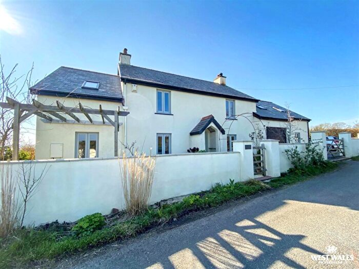 4 Bedroom Detached House For Sale In Sardis, Saundersfoot, SA69