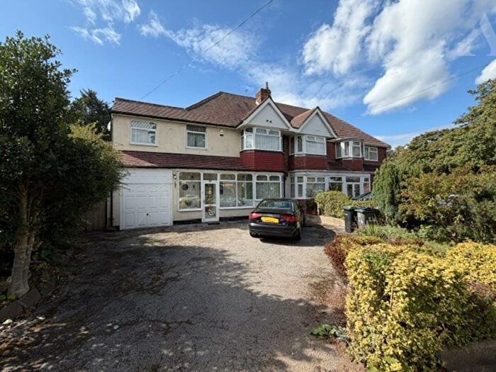 5 Bedroom Semi Detached House For Sale In Plaistow Avenue, Hodge Hill, Birmingham, West Midlands, B36