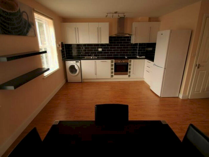 3 Bedroom House To Rent In Hesketh Road, Leeds, LS5