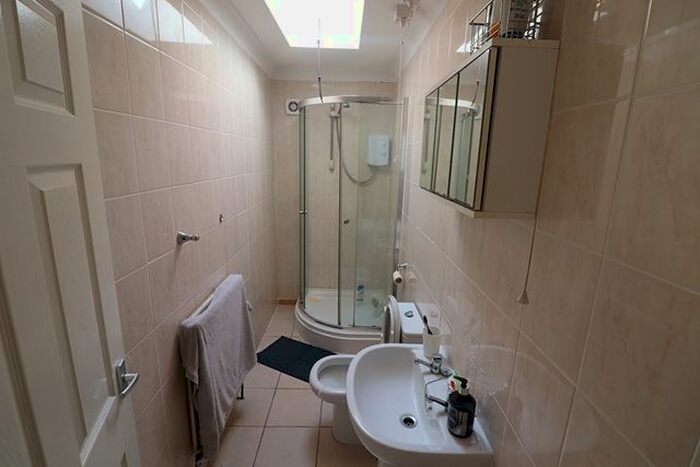 6 Bedroom Semi-Detached House To Rent In Upper Shaftesbury Avenue, Southampton, SO17