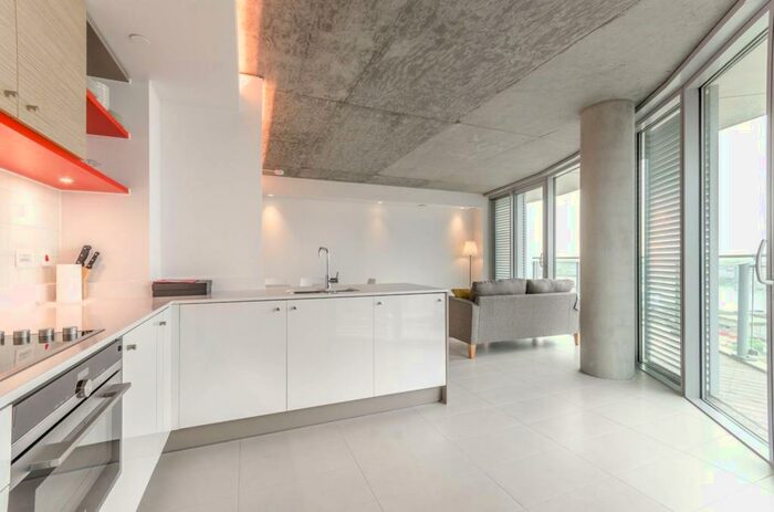 3 Bedroom Flat To Rent In Tidal Basin Road, Royal Docks, London, E16