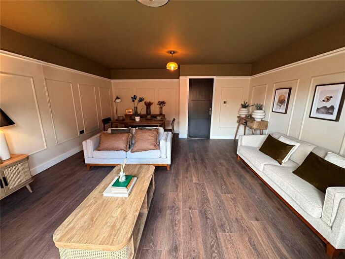 3 Bedroom Semi Detached House For Sale In Berkeley Road, Birmingham, West Midlands, B25